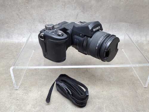 Sony Cyber-Shot DSC-F28 digital camera