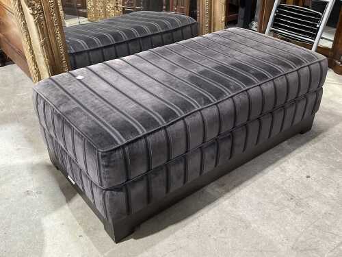 Jimmy Possum oversize ottoman