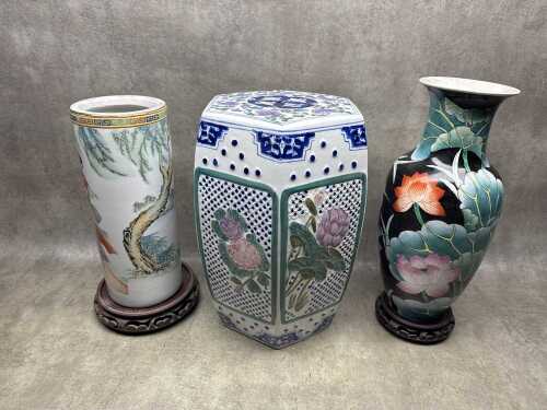 Three Chinese porcelain items