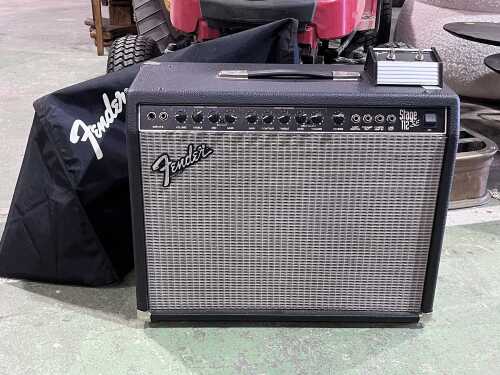 Fender Stage 112 SE guitar amplifier with cover and footswitch