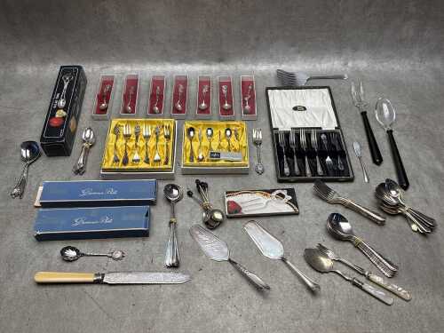 Assorted silver plated cutlery