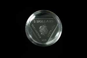 AC/DC 2018 $5 Nickel Plated Silver Proof Triangular Coin, 22.23g.