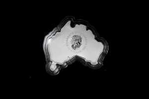 Australia Map Shaped Great White 2016 $1 Silver Coin 1 oz - 2