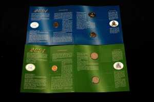 Eight Australian 2001 uncirculated coin sets - 3