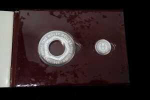 Holey Dollar and Dump 1988 silver proof coins 39.9g - 2