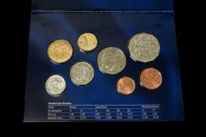 Australian proof coins and uncirculated coin sets - 4