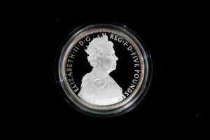 UK Queen Elizabeth II Diamond Jubilee silver proof coin, 28.28g - 3