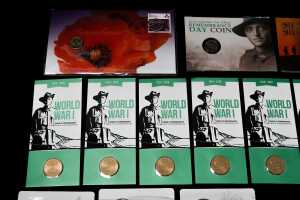 Group of Remembrance and war themed proof coins - 3