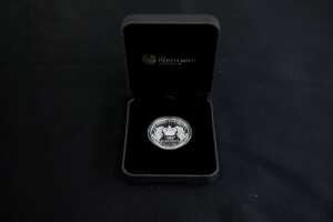90th Birthday for H.M Queen Elizabeth II 2016 $1 Silver Proof Coin 1oz - 3
