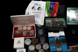Group of assorted coins - 2