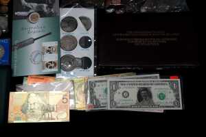Group of assorted coins - 4