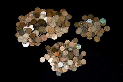 Large collection of pre decimal Australian coins