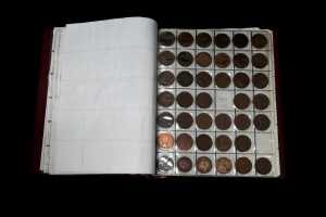 3 Albums of coins - 4