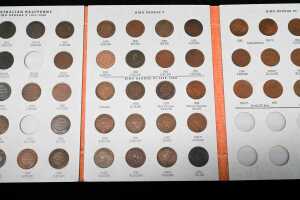 Dansco Half Penny album - 3