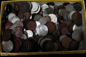 Group of coins and banknotes - 3