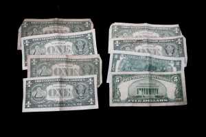Group of Canadian and USA currency - 5