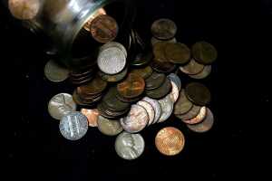 Group of Canadian and USA currency - 6
