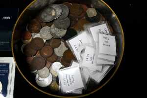 Group of Assorted World coins and notes - 2