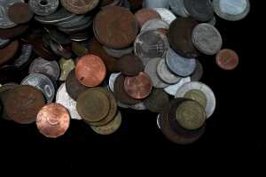 2.3kg of assorted world coins. - 2