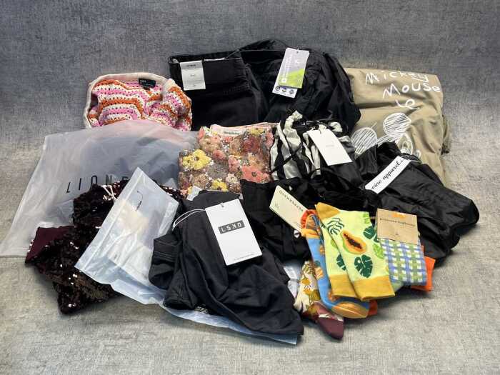 Group of Women's clothing size XS