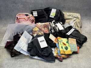 Group of Women's clothing size XS