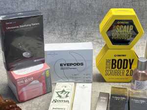 Group of beauty products - 3