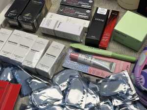 Group of beauty products - 5