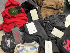 Group of Women's clothing size XS - 2