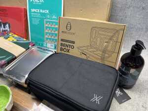 Group of homewares - 3