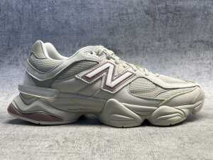New Balance 9060 size US 10.5 Men's - 2