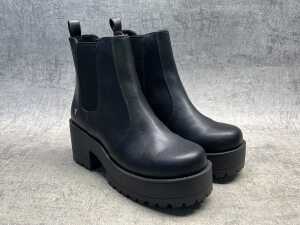 Windsor Smith Evolve boots size US 7 Women's - 3