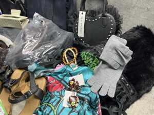 Group of Women's accessories - 3