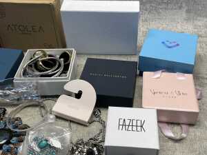 Group of jewellery - 3
