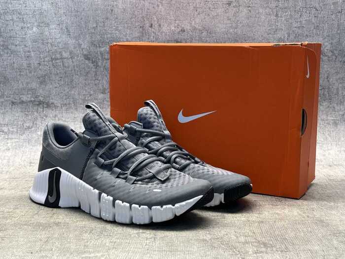 Nike Free Metcon 5 size US 10.5