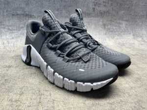 Nike Free Metcon 5 size US 10.5 - 3
