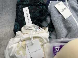 Group of Women's clothing size XXL+ - 4