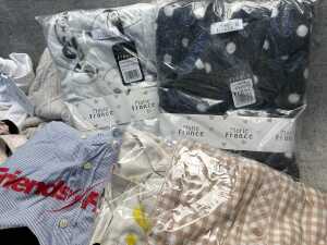 Group of Women's clothing size XL - 3