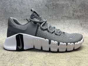 Nike Free Metcon 5 size US 12 - 2