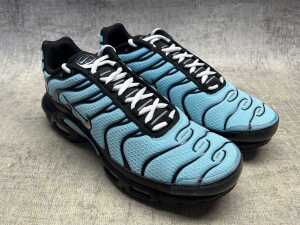 Nike Air Max Plus size US 9 - 3