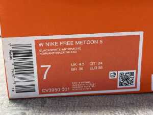 Nike Free Metcon 5 size US 7 - 5