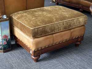 Three-piece leather lounge suite with matching ottoman - 4