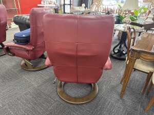 Perceval Lafer Kiri red leather swivel recliner - 3