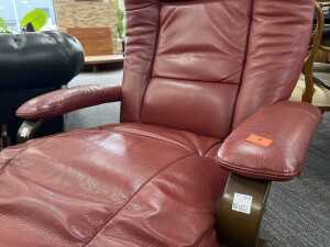 Perceval Lafer Kiri red leather swivel recliner - 5