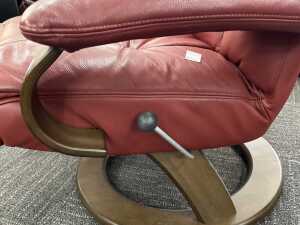 Perceval Lafer Kiri red leather swivel recliner - 6