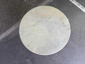 Italian marble-top round side table - 2