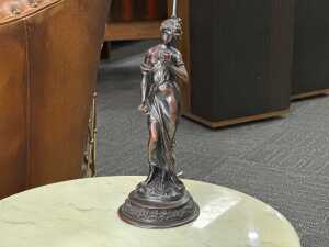 Figural lady lamp - 2