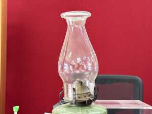 Antique American kerosene lamp - 4