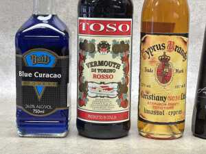 Five bottles of alcoholic mixers - 2