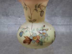 Mid-century Walther Glass 'Solifluer' bud vase, Uranium glass - 2