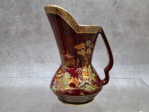 Five Crown Devon red and gilded porcelain pieces - 2